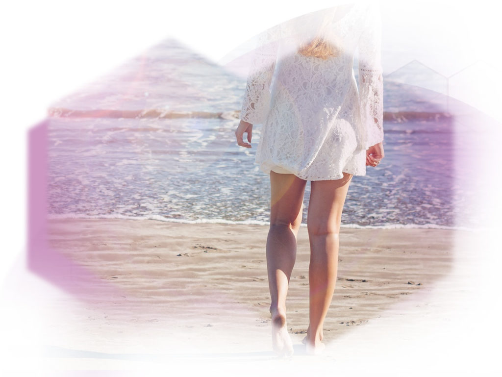 photo woman beach hairless legs